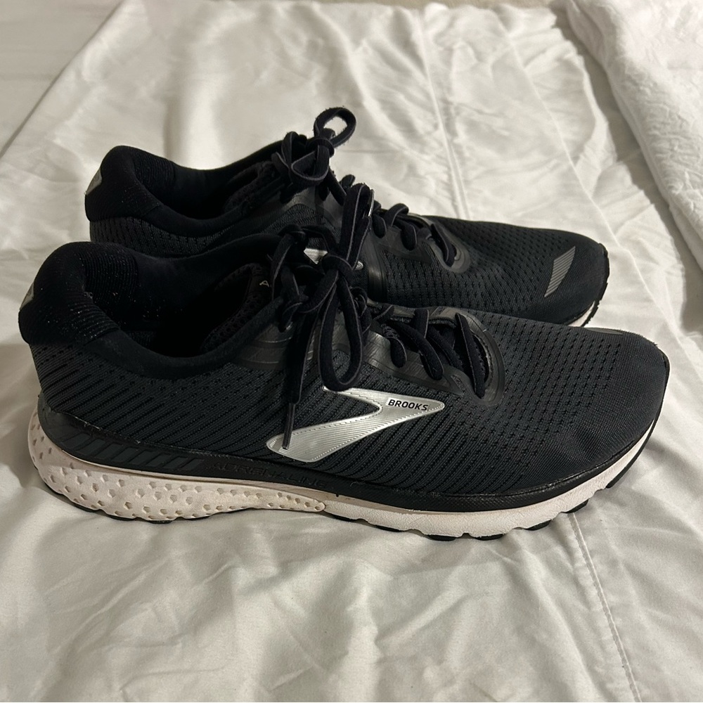 Brooks Black Athletic Shoes